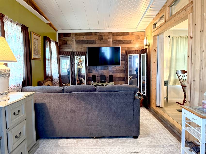 7204 Lakeshore Dr a Ellenton, FL Mobile or Manufactured Home for Sale